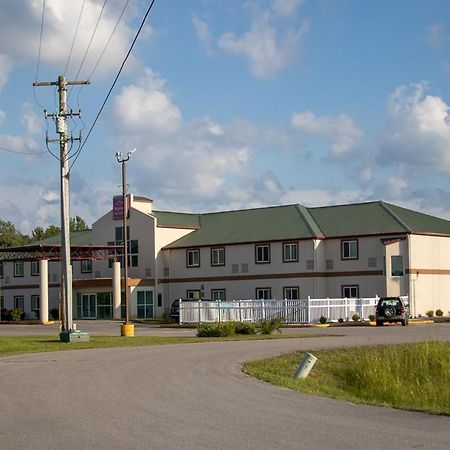 Morgantown Inn & Suites Exterior foto